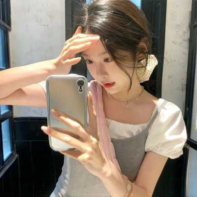 恰似两滴水